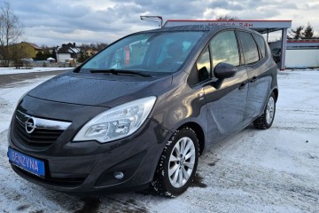 1.4 120ps. Grzane Fotele Grzana Kierownica Klima Dwustrefowa 2013