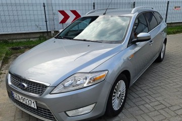 140ps. Convers+ Alcantara Klimatronic Dwustrefowy 2010